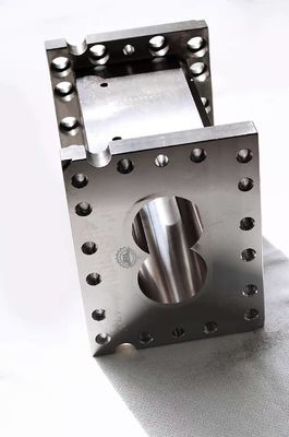 品質  Double Screw Open Twin Screw Barrel Extruder Screw Barrel High Hardness 工場