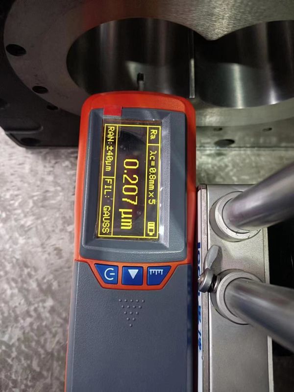 高磨き仕上げ エクストルーション スクリューバレル 高腐食 エクストルーダーパーツ 耐磨性