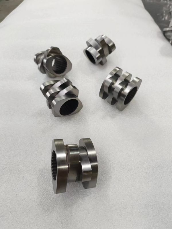 耐腐食 ツインスクリューエクストルーダー マシン 高濃度ミックスのためのネーディングブロック