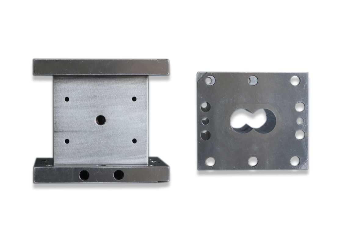 プラスチック押出ラインにおける二軸押出機用カスタマイズCTE 75バレル