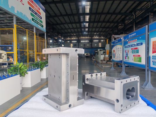 JSW 二軸押出機用 OEM 特殊スクリューエレメント設計