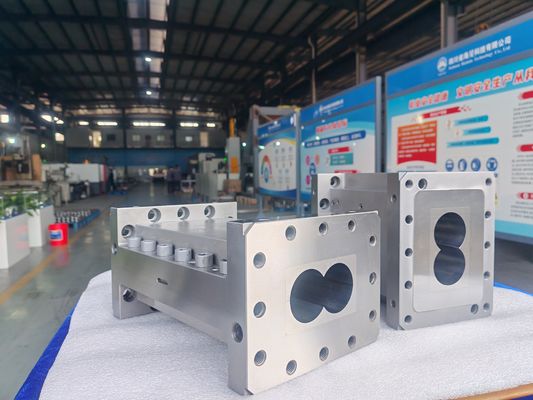 リチウムイオン電池業界向けスクリューエレメントとニーディングブロック